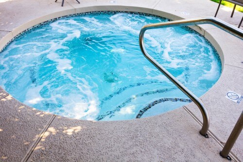 Water-features-of-an-inground-spa-by-Scarlet-pools-and-hot-tubs